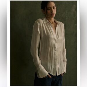 NWOT Pharaoh Vera Shirt in Lustre - Pearl